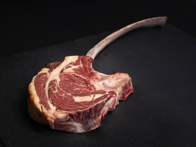 Tomahawk Steak